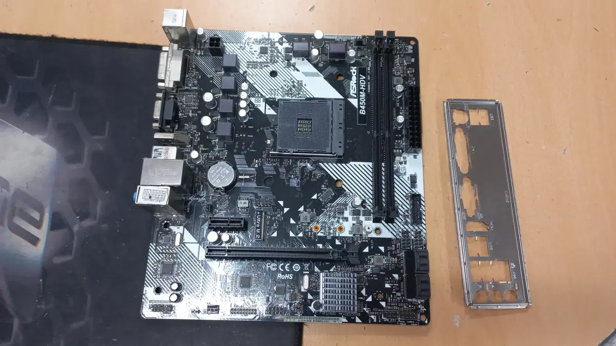 asrock b450m-hdv 메인보드 팝니다.